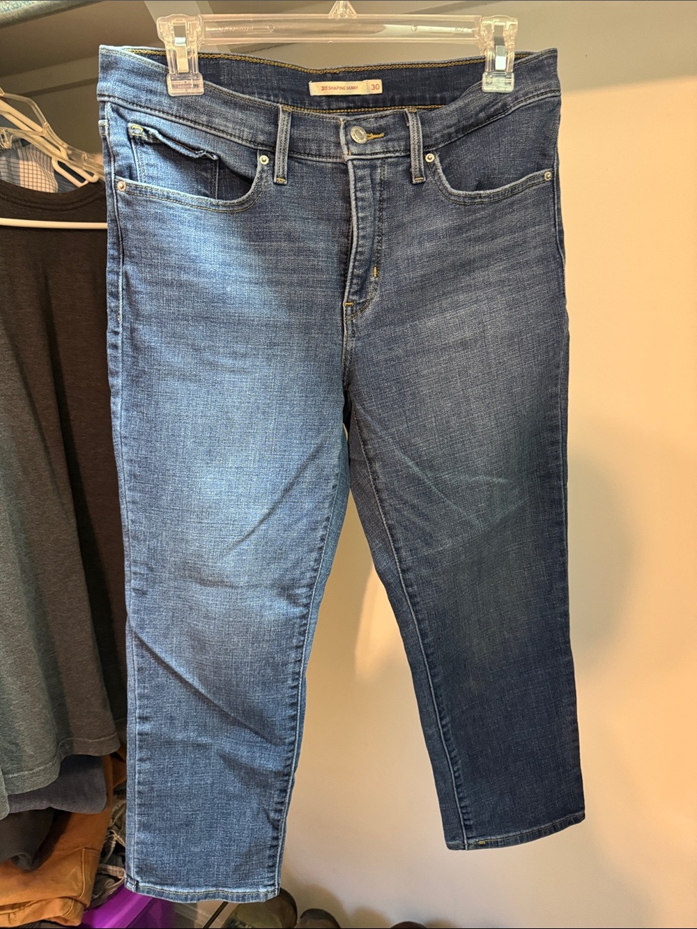 Levi’s Women’s Jeans Crop